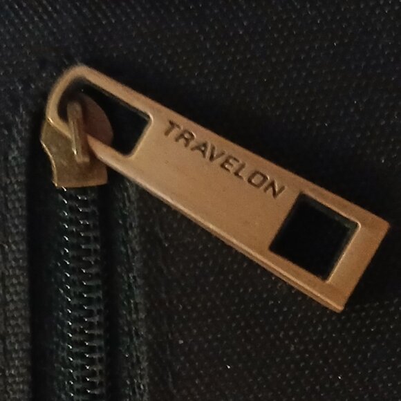 Travelon Women's Zip Around Wristlet Black Nylon RFID  GUC - Picture 2 of 6